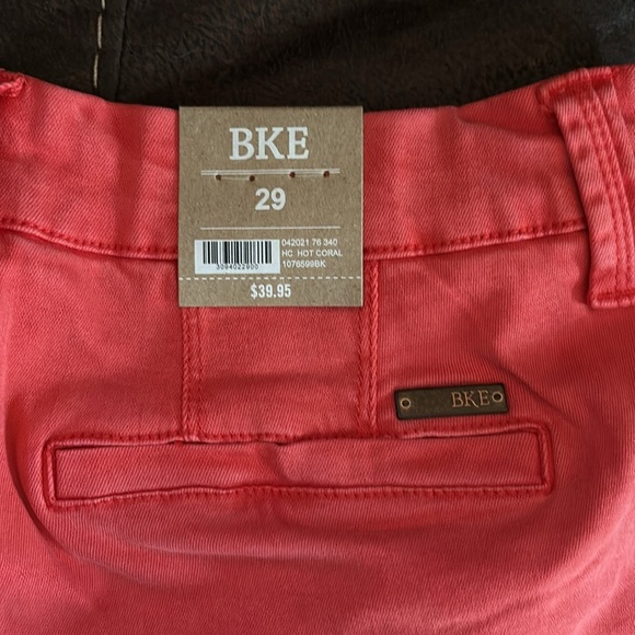 BKE Payton mid-rise universal fit size 29 shorts - Picture 2 of 6